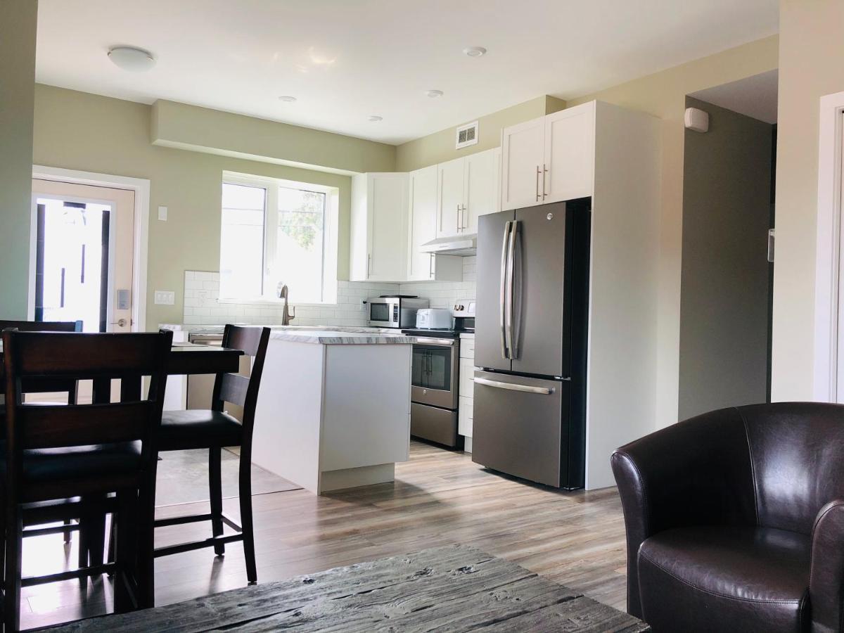 Downtown Whitehorse Deluxe 2 Bedroom Condo Buitenkant foto
